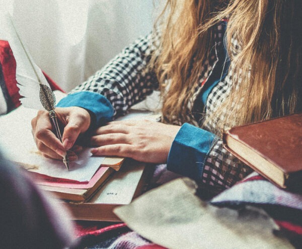 Tracer, écrire : de la lettre au mot, du mot au texte
